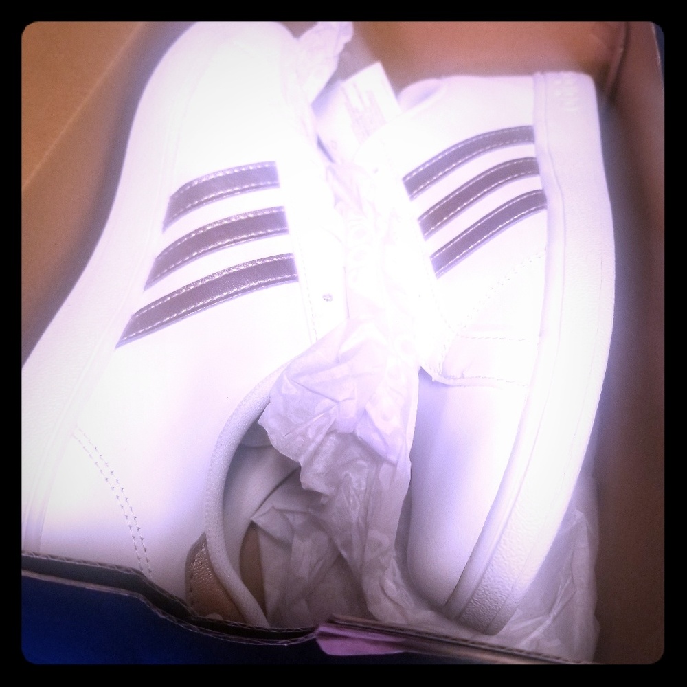 White and rose gold addidas